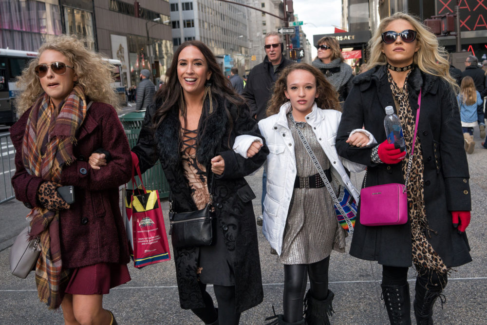 Four Girls, Fifth Avenue